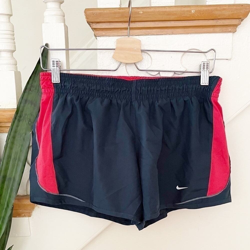 NIKE dri-fit charcoal gray and pink athletic shorts Sz M